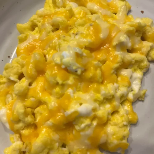COTTAGE CHEESE SCRAMBLED EGGS