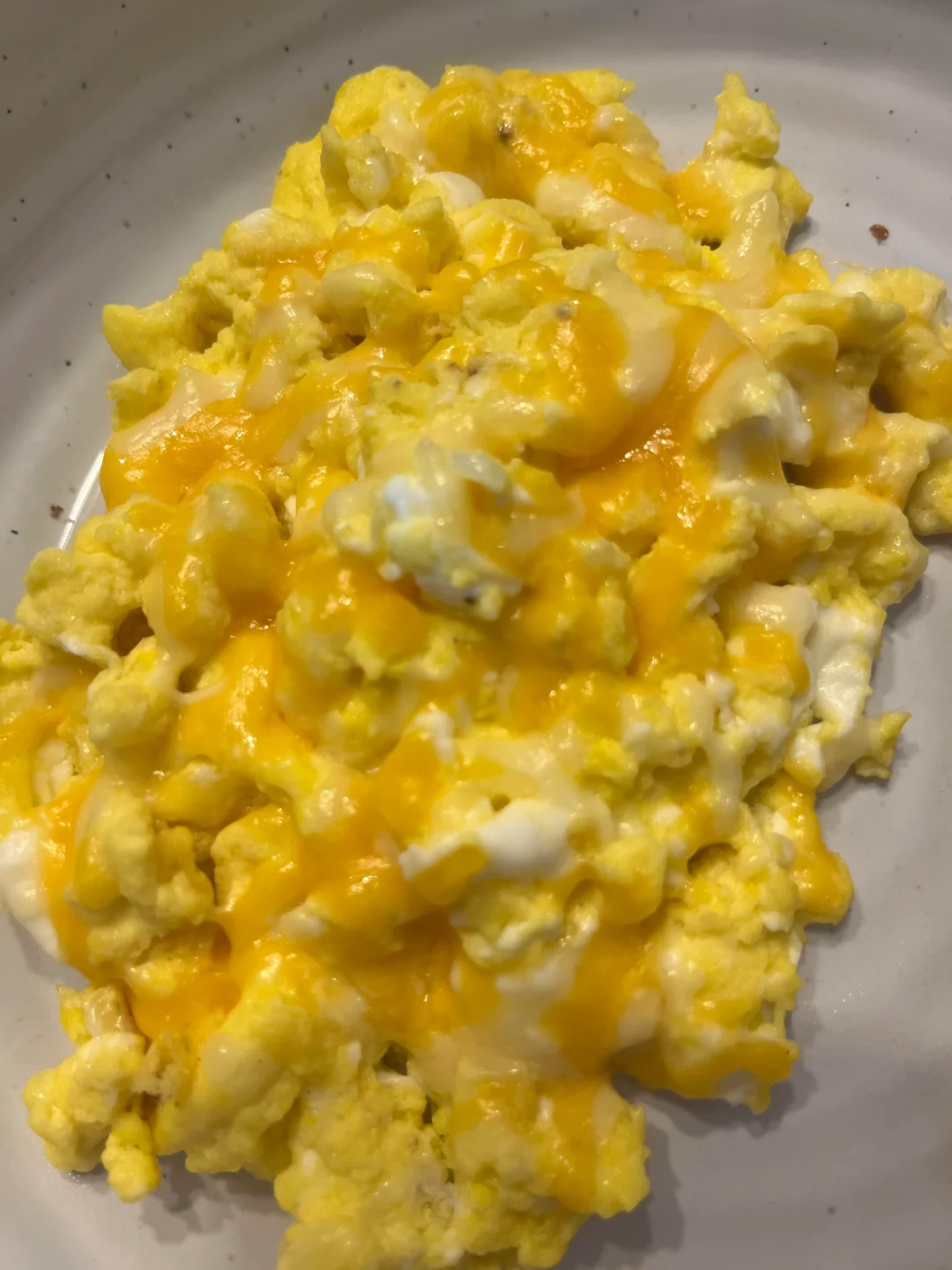 COTTAGE CHEESE SCRAMBLED EGGS